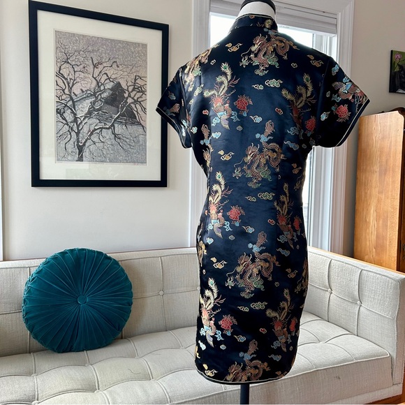 Vintage Cheongsam Midi Dress - Picture 4 of 13